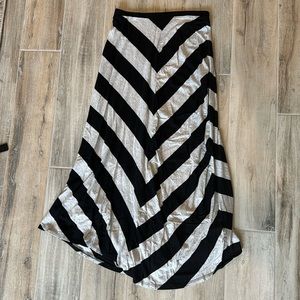 Long Stripped Skirt